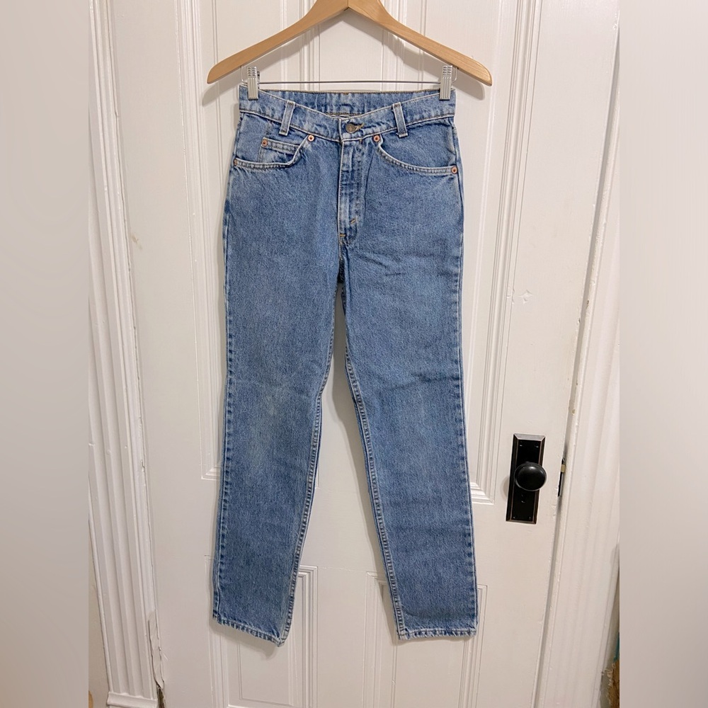 Orange tab Levi’s
